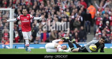 JACK WILSHeRE & SANDRO ARSENAL V TOTTENHAM HOTSPUR ARSENAL V TOTTENHAM ...