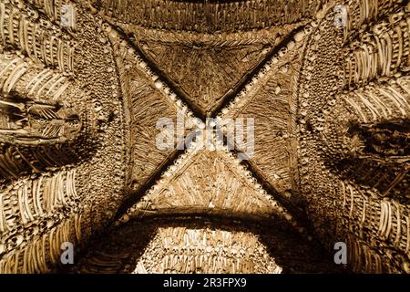 Capela Das Ossos,(capela das almas), iglesia de nuestra senora da Espectaçao, siglo XVIII, Campo Maior, La Raya, Alentejo, Portugal, europa. Stock Photo