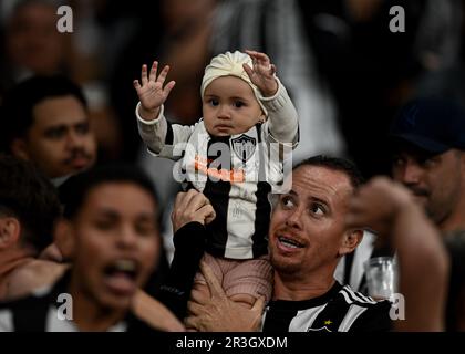 Belo Horizonte, Brazil. 24th May, 2023. Atletico Mineiro fans, during the match between Atletico Mineiro and Athletico Paranaense, for the 4th round of group G of the 2023 Copa Libertadores, at Estadio do Mineirao, this Tuesday, 23. 30761 (Gledston Tavares/SPP) Credit: SPP Sport Press Photo. /Alamy Live News Stock Photo