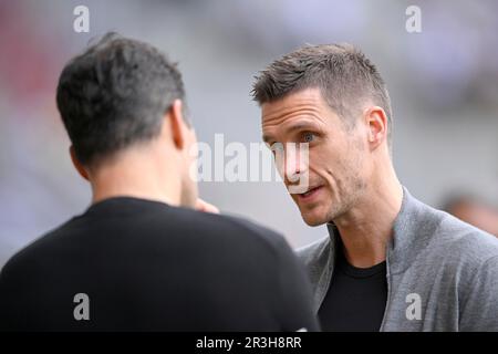 Sports Director Sebastian Kehl Borussia Dortmund BVB, portrait, in conversation with TV expert Michael Ballack DAZN, WWK Arena, Augsburg, Bayern Stock Photo