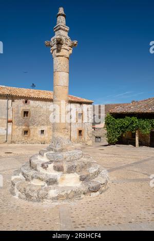 rollo -picota- de estilo barroco, 1738, Caracena, Soria, comunidad autónoma de Castilla y León, Spain, Europe. Stock Photo