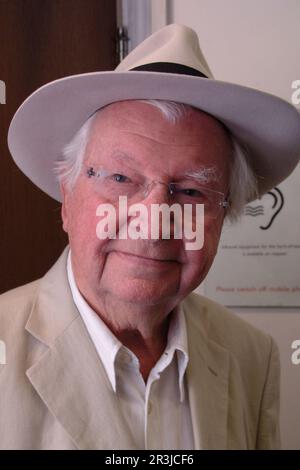 Actor Clive Dunn at the 40th Anniversary of Dad's Army at Imperial War Museum, London - July 2008 Stock Photo