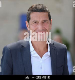 May 24, 2023, Cannes, Cote d'Azur, France: Cannes Mayor DAVID LISNARD attends the Aioli Lunch he hosts during the 76th Annual Cannes Film Festival at Place du Suquet on May 24, 2023 in Cannes, France (Credit Image: © Mickael Chavet/ZUMA Press Wire) EDITORIAL USAGE ONLY! Not for Commercial USAGE! Stock Photo