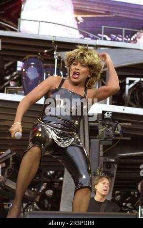 July 17, 2000 - London, Great Britain - TINA TURNER In Concert For Her European 2000 Tour At Wembley Stadium, London. (Credit Image: © Dave Bennett/Globe Photos/ZUMA Wire) EDITORIAL USAGE ONLY! Not for Commercial USAGE! Stock Photo