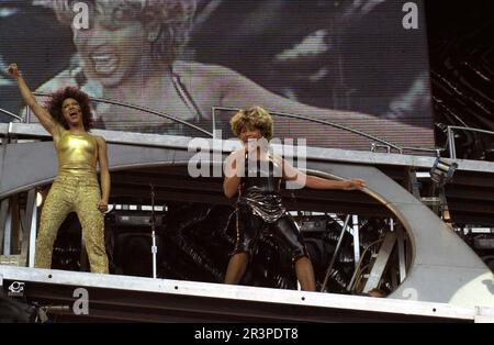 July 17, 2000 - London, Great Britain - TINA TURNER In Concert For Her European 2000 Tour At Wembley Stadium, London. (Credit Image: © Dave Bennett/Globe Photos/ZUMA Wire) EDITORIAL USAGE ONLY! Not for Commercial USAGE! Stock Photo