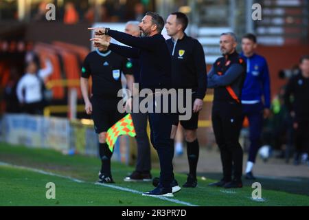 24th May 2023; Tannadice Park, Dundee, Scotland: Scottish Premiership Football, Dundee United versus Kilmarnock; Kilmarnock manager Derek McInnes gives instructions Stock Photo