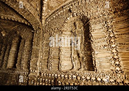 Capela Das Ossos,(capela das almas), iglesia de nuestra senora da Espectaçao, siglo XVIII, Campo Maior, La Raya, Alentejo, Portugal, europa. Stock Photo