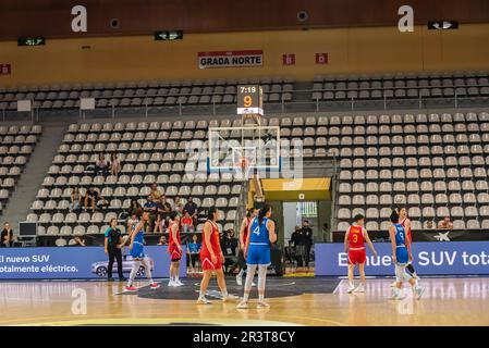 Vigo, Spain. May 25 th, 2023.The Italian women's national team scores a basket over the Chinese national team. Credit: Xan Gasalla / Alamy Live News Stock Photo