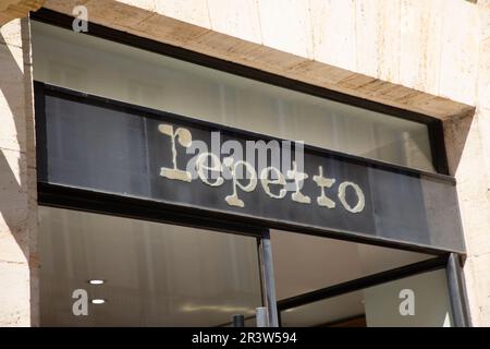 Bordeaux , Aquitaine  France - 05 19 2023 : Repetto logo text and sign brand chain wall facade store French luxury universe classical dance clothes bo Stock Photo