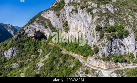 Entrance of the cave of Niaux Stock Photo