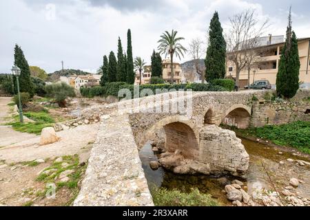 Pont Romà, Puente Romano sobre el torrente de Sant Jordi, 'Puente de Cubelles', Pollença , Mallorca, Balearic islands, spain. Stock Photo