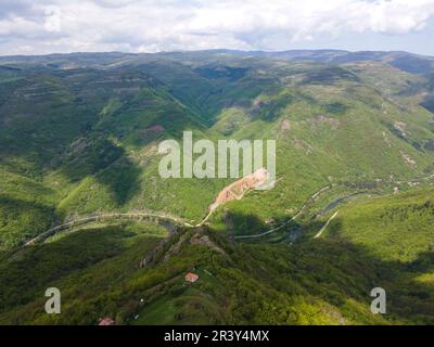 Amazing Aerial view of iskar gorge near village of Bov, Balkan ...
