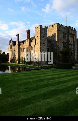 Evening sunlight on Hever Castle, the childhood home of Anne Boleyn. Stock Photo