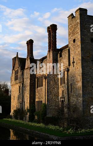 Evening sunlight on Hever Castle, the childhood home of Anne Boleyn. Stock Photo