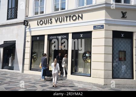 Louis Vuitton Store is Closed Due Corona Virus in Denmark Editorial Stock  Image - Image of fountain, copenhagen: 179512494
