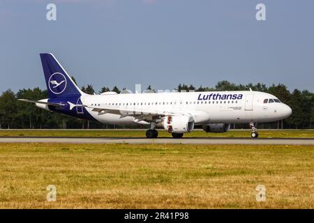 Lufthansa Airbus A320 aircraft Hamburg airport in Germany Stock Photo