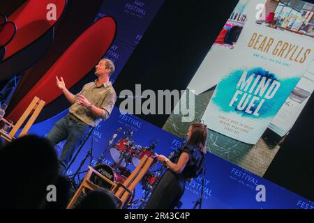 Hay Festival Day 1, Hay-on-Wye, Herefordshire, UK Thursday 25 May 2023.Bear Grylls in conversation with Tori James, the first Welsh woman to climb Everest on Baillie Gifford Stage at the Hay Festival. Credit: Ian Tennant/Alamy Live News Stock Photo