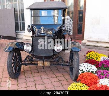 Kyiv, Ukraine - November 02, 2022: Ford Model T retro car, front view. Stock Photo