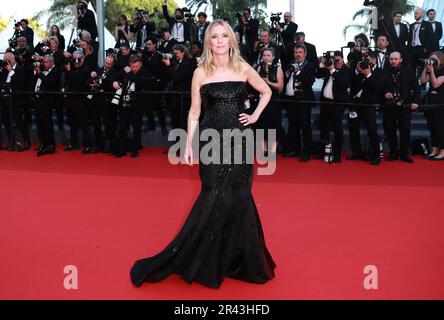 Cannes, France. 25th May, 2023. French actress Lea Drucker arrives for the screening of the film 'L'Ete Dernier' (Last Summer) during the 76th edition of the Cannes Film Festival in Cannes, southern France, on May 25, 2023. Credit: Gao Jing/Xinhua/Alamy Live News Stock Photo