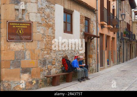La Rua Road, Pilgrims' Hostel, Estella, Navarre, Way of St. James, Navarre, Way of St. James, Spain Stock Photo