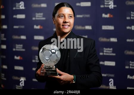 Sam Kerr with her FWA women’s player of the year trophy during the FWA Footballer of the Year awards held at the Landmark Hotel, London. Picture date: Thursday May 25, 2023. Stock Photo