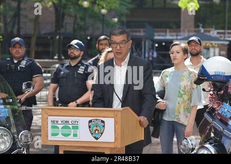 One Police Plaza, New York, USA, May 26, 2023 - New York City Department of Transportation (NYC DOT), the New York City Police Department (NYPD), and the NYC Taxi and Limousine Commission (TLC) stood outside One Police Plaza today to announce major initiatives to crack down on speeding and drunk driving ahead of Memorial Day weekend in New York. Photo: Luiz Rampelotto/EuropaNewswire Credit: dpa picture alliance/Alamy Live News Stock Photo
