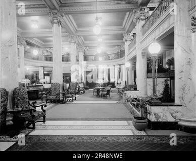 Hotel Utica, reception lobby, Utica, N.Y., between 1905 and 1915. Stock Photo