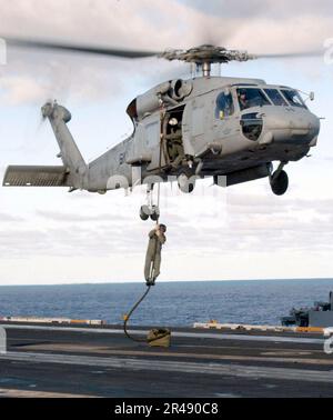 US Navy Fast roping by EOD personnel Stock Photo - Alamy