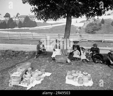 Indian basket market, Mackinac, An, c1905. Stock Photo