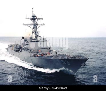 US Navy A view of the starboard bow of the Arleigh Burke-class guided-missile destroyer USS Chung-Hoon (DDG 93) Stock Photo