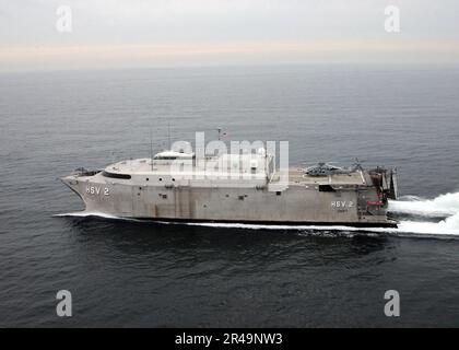 US Navy High Speed Vessel Two (HSV 2) Swift glides through the waters of the Atlantic Ocean Stock Photo