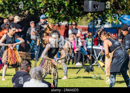 Sydney Australia 27 May, 2023: As part of National Reconciliation Week, a Sorry Day gathering was held today on the Tarpeian Precinct in the Botanical Gardens near the Sydney Opera House. People gathered to remember the stolen generations (of Aboriginal peoples) and create healing for survivors. Sponsored by the Coota Girls Aboriginal Corporation, the event included music crafts and bush foods. The Buuja Buuja Butterfly Dance Group performed at the opening of the gathering. Credit: Stephen Dwyer / Alamy Live News Stock Photo