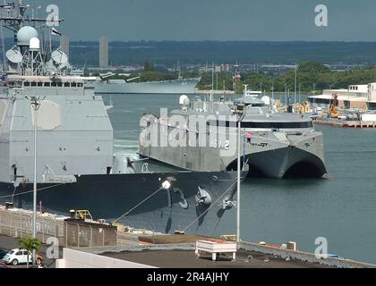 US Navy The High Speed Vessel Two (HSV-2) Stock Photo