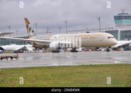 Aviation, Airport, Munich, Apron, Gates, Aircraft, Operations Stock Photo