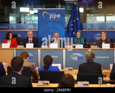 European Parliament, Brussels, Belgium 24/05/2023 – Maryam Rajavi, the president-elect of the National Council of Resistance of Iran, as the note spea Stock Photo