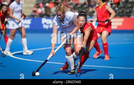 London, UK. 27th May, 2023. Belgium's Alix Gerniers fights for the ball during a game between Belgium's Red Panthers and China, match 1 (out of 12) in the group stage of the 2023 Women's FIH Pro League, Saturday 27 May 2023 in London, United Kingdom. BELGA PHOTO VIRGINIE LEFOUR Credit: Belga News Agency/Alamy Live News Stock Photo