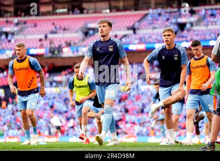 Coventry City's Josh Eccles (centre) warms up ahead of the Sky Bet Championship play-off final at Wembley Stadium, London. Picture date: Saturday May 27, 2023. Stock Photo