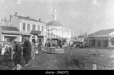 'Sur la route de Monastir; un coin de la Grande Place de Monastir', 1916. From &quot;Collection de la Guerre IV. L'Illustration Tome CXLVIII. La Guerre Juillet, Aout, Septembre, Octobre, Novembre, Decembre 1916&quot;. (On the road to Monastir; a corner of the Grande Place de Monastir). Stock Photo