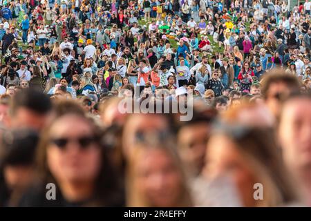 Fans watch The 1975 performing on the main stage during BBC Radio 1's Big Weekend at Camperdown Park in Dundee. Picture date: Saturday May 27, 2023. Stock Photo