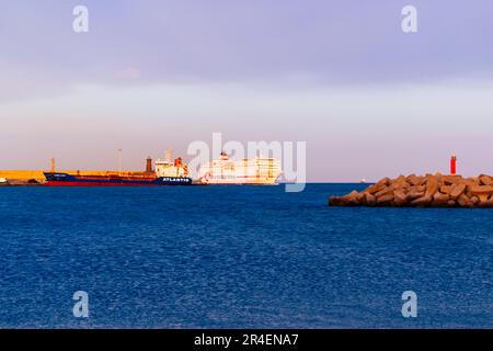 Atlantis Araceli ship docked in the port of Melilla, is a Oil/Chemical Tanker that was built in 2008 and is sailing under the flag of Malta. Melilla, Stock Photo