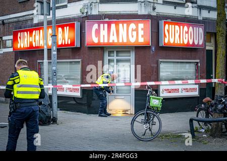 Rotterdam, Netherlands. 28th May 2023. ROTTERDAM - Police officers at a building on the West-Kruiskade in Rotterdam where there was an explosion. No one was injured. Rotterdam has been ravaged in recent months by a wave of explosions and shelling. ANP MEDIATV netherlands out - belgium out Credit: ANP/Alamy Live News Stock Photo