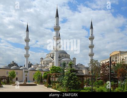 Famous Central Mosque of Imam Sarakhsi, mosque in Bishkek, Kyrgyzstan Stock Photo