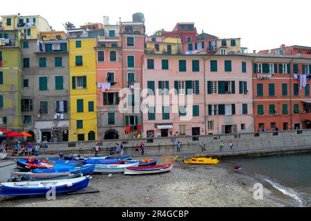 Vernazza, Cinque Terre, centre at the harbour, colourful boats, centre church, Italy, Italia, Liguria, Riviera di Levante Stock Photo