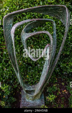 Cantate Domino, 1958. Bronze Sculpture at Barbara Hepworth Museum ...