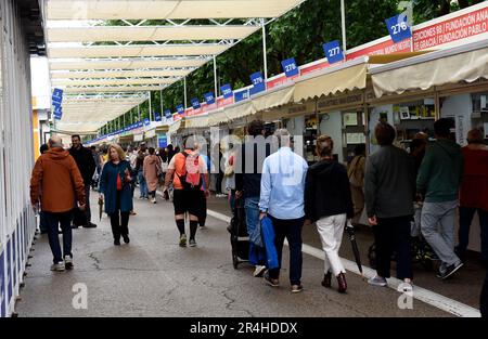 Madrid, Madrid, Spain. 28th May, 2023. The 90th edition of the book fair begins with a large influx of public and a large number of authors signing their fans. (Credit Image: © Richard Zubelzu/ZUMA Press Wire) EDITORIAL USAGE ONLY! Not for Commercial USAGE! Stock Photo