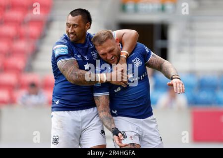 Hull FC's Josh Griffin celebrates his try with Ligi Sao during the Betfred Super League match at the AJ Bell Stadium, Salford. Picture date: Sunday May 28, 2023. Stock Photo