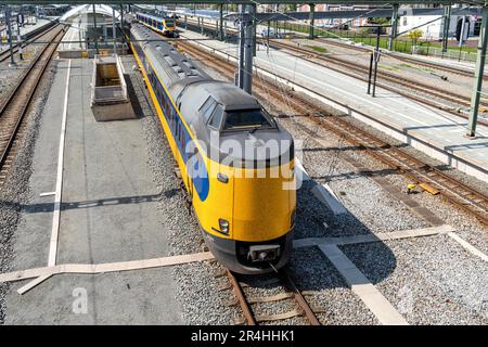 Nederlandse Spoorwegen Intercity Materieel at Zwolle station Stock Photo