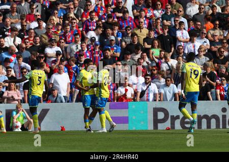 Selhurst Park, Selhurst, London, UK. 28th May, 2023. Premier League Football, Crystal Palace versus Nottingham Forest; Nottingham Forest players celebrate their team goal by Taiwo Awoniyi in the 31st minute for 0-1. Credit: Action Plus Sports/Alamy Live News Stock Photo