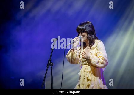 Warrington, Cheshire, UK. 27th May, 2023. UK - The Neighbourhood Weekender Music Festival took place on Saturday and Sunday within Victoria Park. Glasgow singer-songwriter, Rianne Downey joined Paul Heaton on the main stage on Saturday evening. Credit: John Hopkins/Alamy Live News Stock Photo