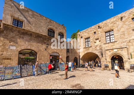 View of shop in Pl. Mouson, Old Rhodes Town, UNESCO World Heritage Site, Rhodes, Dodecanese, Greek Islands, Greece, Europe Stock Photo